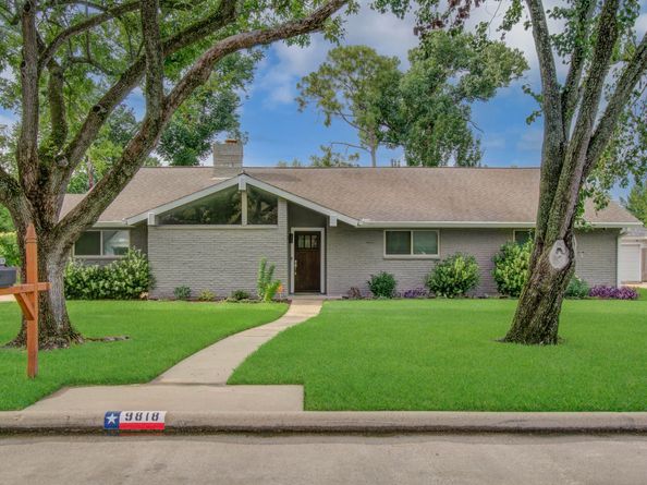 9818 Emnora Lane, Houston TX 77080