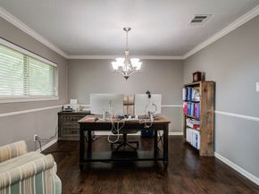 9818 Emnora Lane, Houston TX 77080