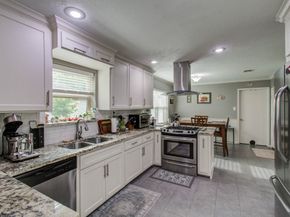 9818 Emnora Lane, Houston TX 77080