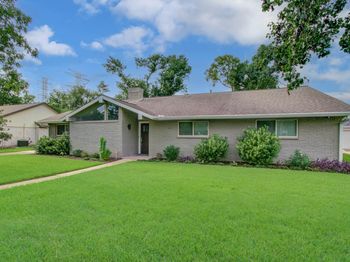 9818 Emnora Lane