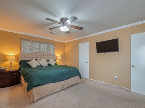 10106 Hollyvine Lane, Houston TX 77089