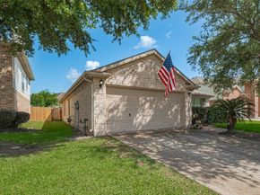 10106 Hollyvine Lane, Houston TX 77089