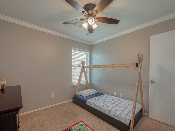 10106 Hollyvine Lane, Houston TX 77089