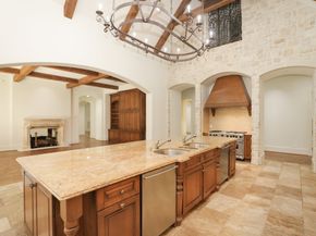 764 Kuhlman Road, Hunters Creek Village TX 77024