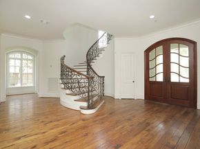 764 Kuhlman Road, Hunters Creek Village TX 77024