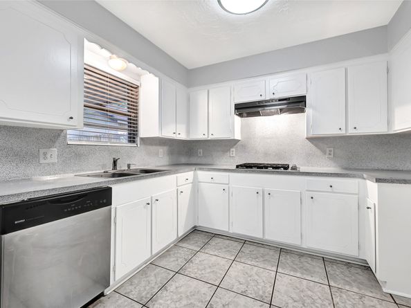 619 Rocky Mountain Drive, Houston TX 77037