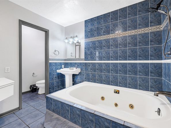 619 Rocky Mountain Drive, Houston TX 77037