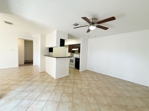 10912 Gulf Freeway 68, Houston TX 77034