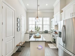 4041 LEELAND Street, Houston TX 77023