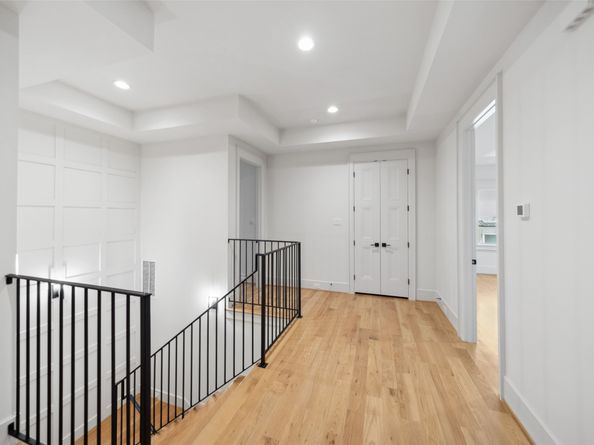 1221 Lamonte Lane, Houston TX 77018