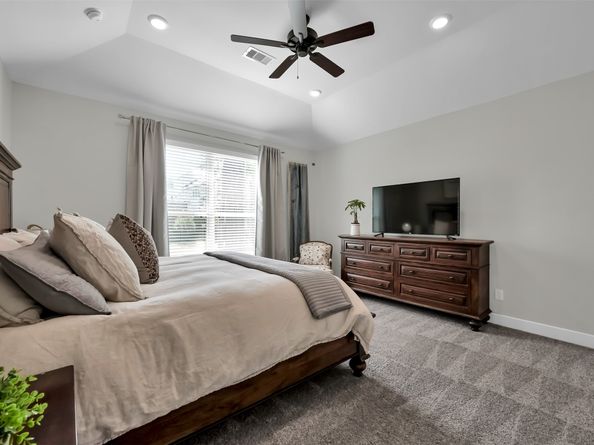 2411 Sunset Mist Lane, Conroe TX 77304