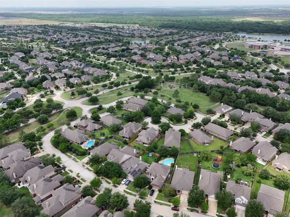 12206 Cove Bluff Court, Cypress TX 77433