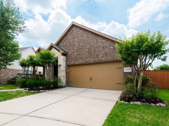 12206 Cove Bluff Court, Cypress TX 77433