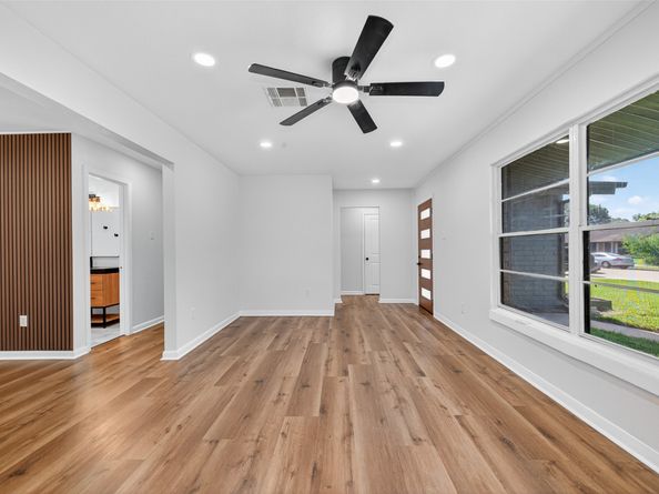 4310 Jorns Street, Houston TX 77045