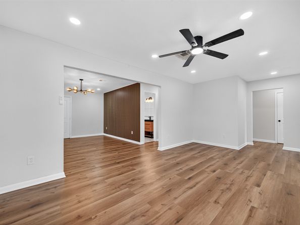 4310 Jorns Street, Houston TX 77045