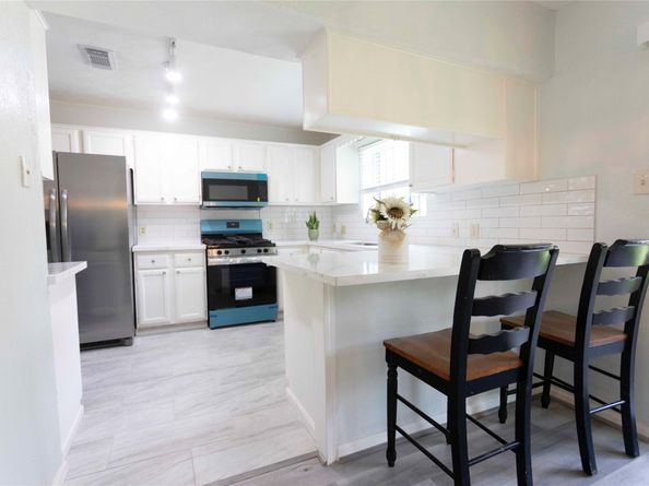 5610 Milart Street, Houston TX 77021