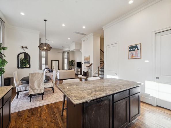 3225 Maxroy Street, Houston TX 77008