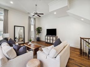 3225 Maxroy Street, Houston TX 77008