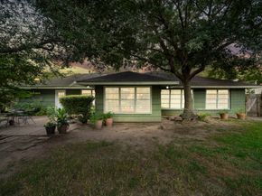 8427 Westview Drive, Spring Valley Village TX 77055