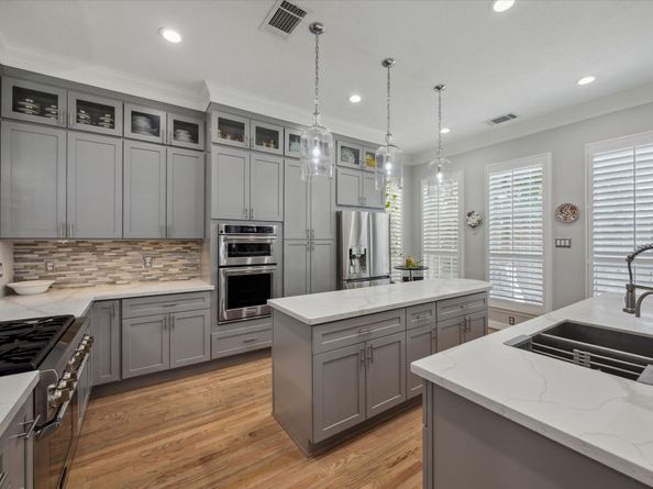 2603 W Lane Drive E, Houston TX 77027