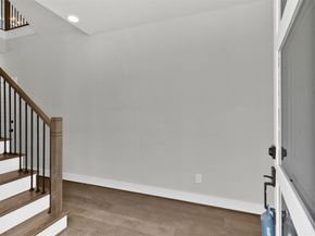 806 Fisher Street C, Houston TX 77018