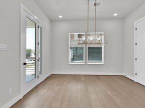 806 Fisher Street C, Houston TX 77018