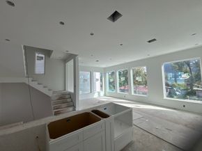 806 Fisher Street C, Houston TX 77018