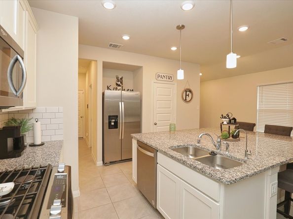 2051 W Darlington Oak Court, Conroe TX 77304