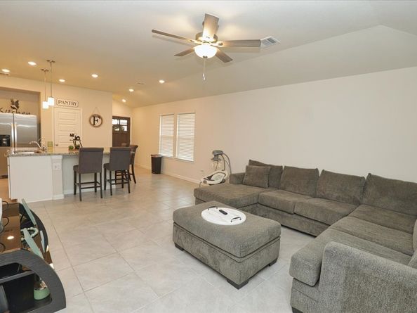 2051 W Darlington Oak Court, Conroe TX 77304