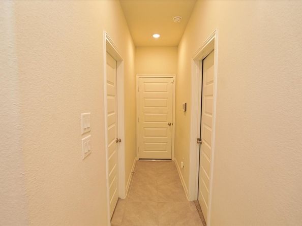 2051 W Darlington Oak Court, Conroe TX 77304