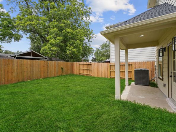5013 Golden Forest Drive, Houston TX 77091
