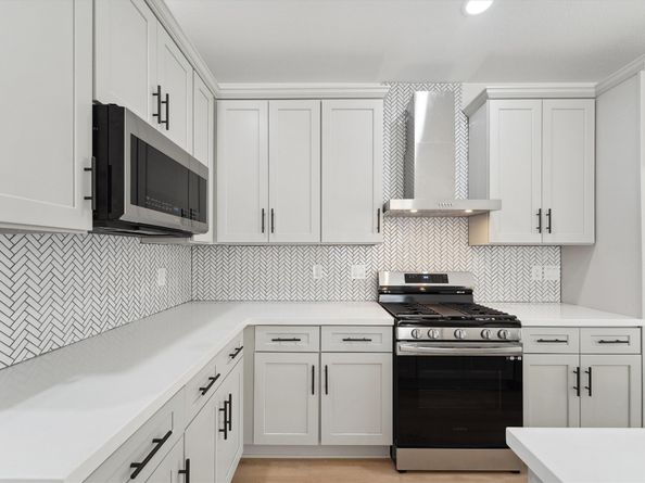 5013 Golden Forest Drive, Houston TX 77091