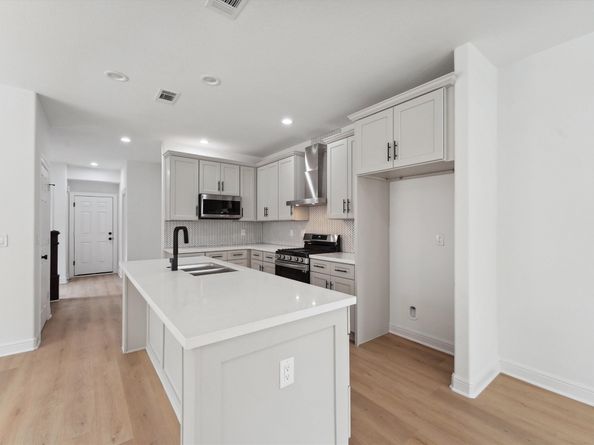 5013 Golden Forest Drive, Houston TX 77091