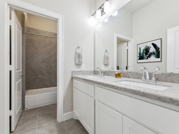 12025 Royal Oaks Run, Houston TX 77082