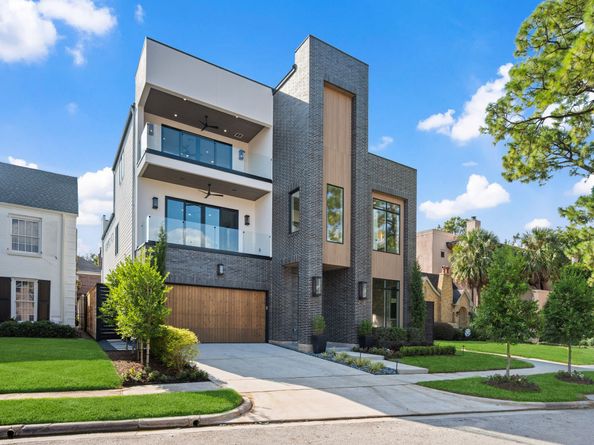 2118 Westgate Drive, Houston TX 77019