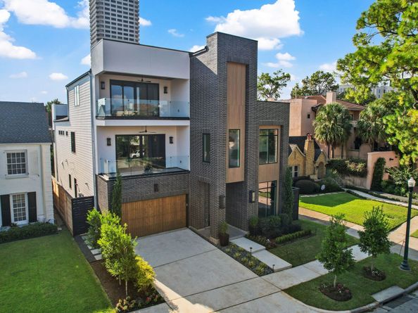 2118 Westgate Drive, Houston TX 77019