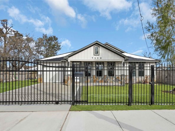 7119 San Angelo Street, Houston TX 77020