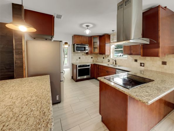 25419 Elm Creek Drive, Spring TX 77380