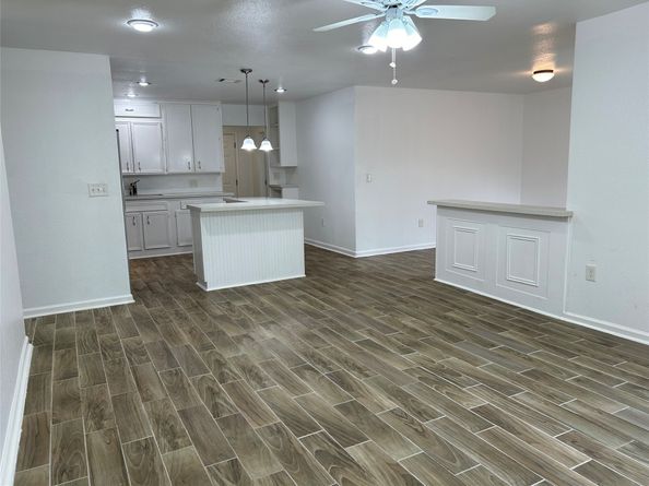 7410 Allsup Street, Houston TX 77061