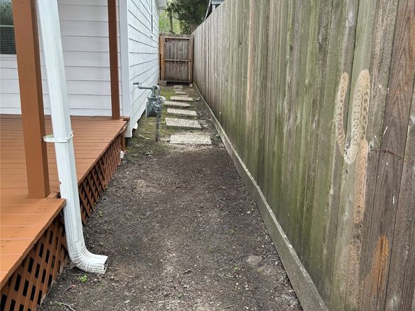 7410 Allsup Street, Houston TX 77061