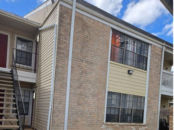 2750 Holly Hall Street 505, Houston TX 77054