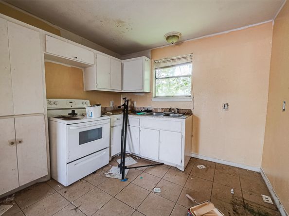 3113 1/2 Anita Street A B C, Houston TX 77004