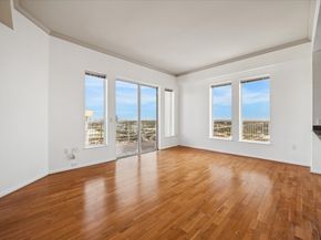 3505 Sage Road 2710, Houston TX 77056