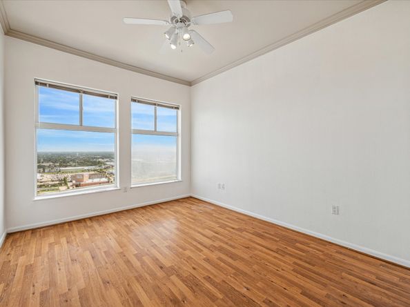 3505 Sage Road 2710, Houston TX 77056