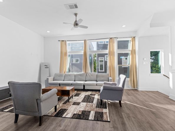 4017 Ward Street, Houston TX 77021