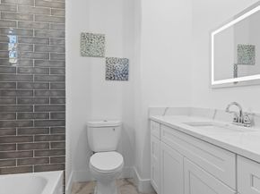 4017 Ward Street, Houston TX 77021