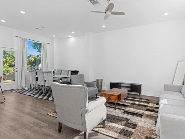 4017 Ward Street, Houston TX 77021