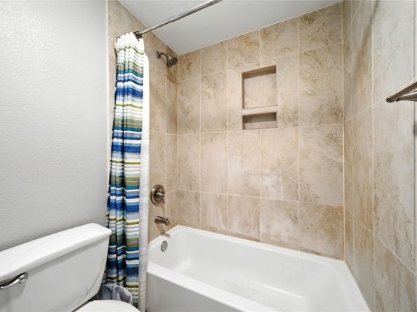 2255 Braeswood Park Drive 225, Houston TX 77030