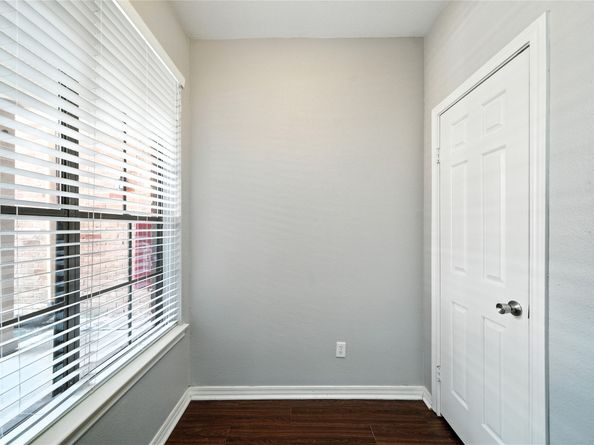 2255 Braeswood Park Drive 225, Houston TX 77030