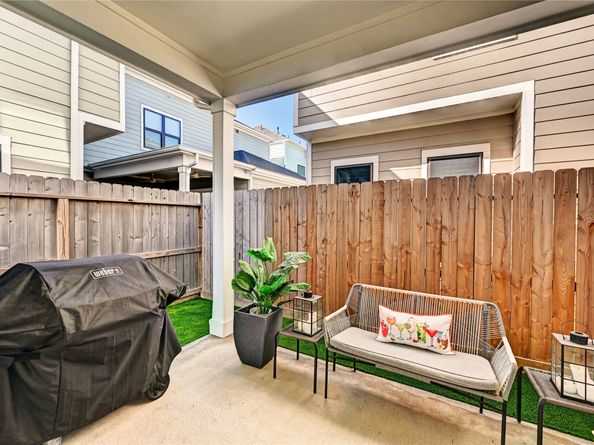 3509 Huntsford Drive, Houston TX 77008